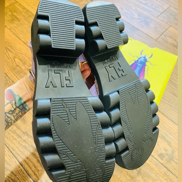 Fly London Purple Leather 90s Platform Sandals - Picture 14 of 15